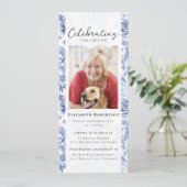 Blauw Toile Bloemen Foto Begrafenis Digitale Eviet Kaart (Staand voorkant)