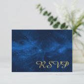 Blauw universum RSVP kaartje (Staand voorkant)