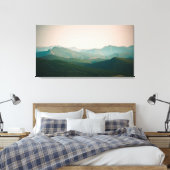 Blauw van de bergen canvas afdruk (Insitu (Slaapkamer))
