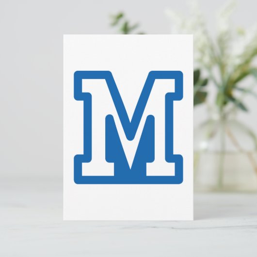 Blauw Varsity Letter M Monogram Kaart (Staand voorkant)