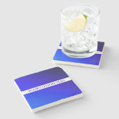 Blauw verloop en bewerkbare tekst op witte streep stenen onderzetter (Zijkant)
