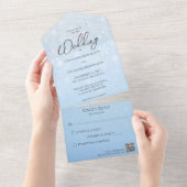 Blauw verloop met witte sneeuwvlokken en QR-code All In One Uitnodiging (Afscheurbaar)