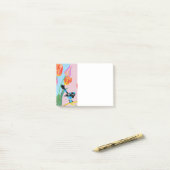 Blauw vogelpatroon roze vogels plaatsen notities post-it® notes (Op bureau)