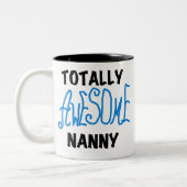 Blauw volledig Geweldige nanny T-shirts en cadeaut Tweekleurige Koffiemok (Links)