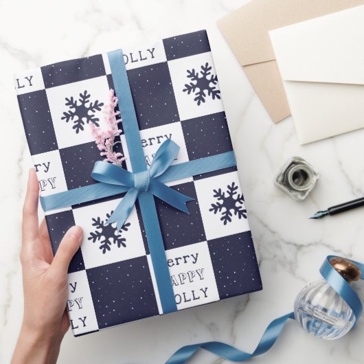 Blauw Vrolijk Jolly Gelukkige Sneeuwvlokken Cadeaupapier (Geschenken)
