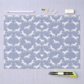 Blauw weefselpapier met kleine witte paarden tissuepapier (Craft)