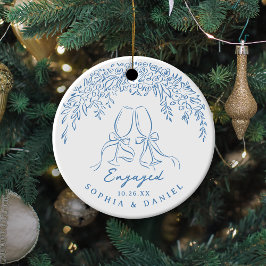 Blauw Whimsical Proost Onze Eerste Kerst Verloving Keramisch Ornament