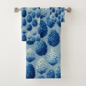 Blauw Winter Pine Cone Patroon Bad Handdoek (Insitu)