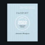 Blauw & Wit Afstuderen Paspoortfotouitnodiging Flyer<br><div class="desc">Travel paspoort afstudeerfeest uitnodiging aanpasbaar aan uw specificaties. Houd er rekening mee dat deze begrotingsuitnodiging op flyerpapier staat en erg dun is. Enveloppen zijn niet inbegrepen. Voor dikkere uitnodigingen met enveloppen en bijpassende producten over hetzelfde thema,  zie het collectie hieronder.</div>