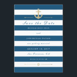 Blauw wit, automatisch opslaan Datum platte fotoka Save The Date<br><div class="desc">Pas deze stijlvolle moderne Nautical Wedding aan sparen de verticale vlakke kaart van de Datum. Blauw en wit gestreept ontwerp, volledig aanpasbaar en ingesteld als sjabloon voor uw eenvoudige aanpassing met uw favoriete foto-afbeelding aan de achterzijde. Stijlvol en vers hedendaags ontwerp met faux Gold anchor. De donkerblauwe kleur van de...</div>