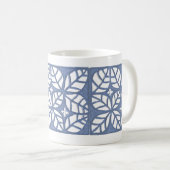 Blauw-wit bladpatroon mok (Voorkant rechts)