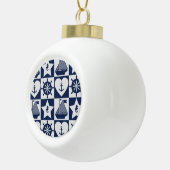 Blauw wit blauw van de marine, gevarieerd keramische bal ornament (Rechts)