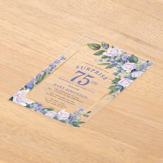 Blauw Wit Bloemen 75ste Verjaardag Surprise Party Acryl Uitnodigingen (Laagn)