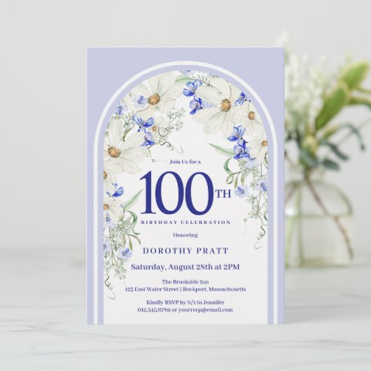 Blauw Wit Bloemen Boho Arch 100e Verjaardagsfeest Kaart (Staand voorkant)