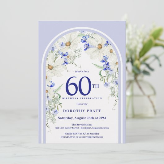 Blauw Wit Bloemen Boho Arch 60e Verjaardagsfeest Kaart (Staand voorkant)