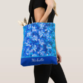 Blauw Wit Bloemen Moderne Bloemen Personaliseren Tote Bag (Dichtbij)
