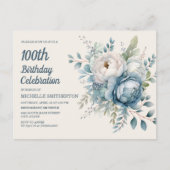 Blauw Wit  Bloemen Vrouwen 100e Verjaardag Uitnodiging Briefkaart (Voorkant)