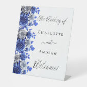 Blauw wit bloemenschrift welkom bruiloft reclamebord met voetstuk (Voorkant)