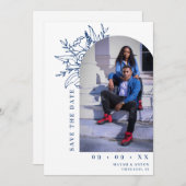 Blauw & Wit Botanische Bloemenboog Foto Bruiloft Save The Date (Voorkant / Achterkant)