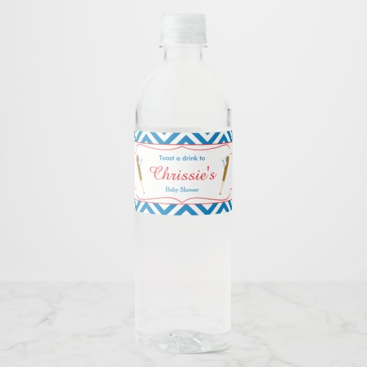 Blauw & Wit Chevron Baseball Baby Waterfles Etiket (Voorkant)