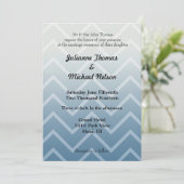Blauw Wit Chevron Zigzag Stripes Huwelijk Kaart (Staand voorkant)