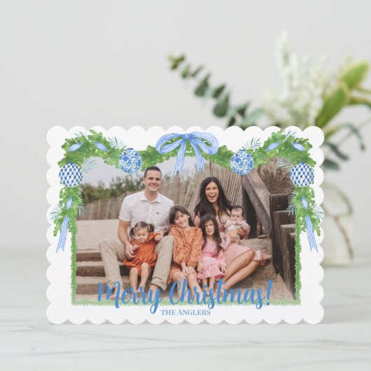 Blauw & Wit Chinoiserie Greenery, Grandmillenial Feestdagenkaart (Staand voorkant)