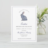 Blauw & Wit Chinoiserie Konijn Paasbrunch Kaart (Staand voorkant)