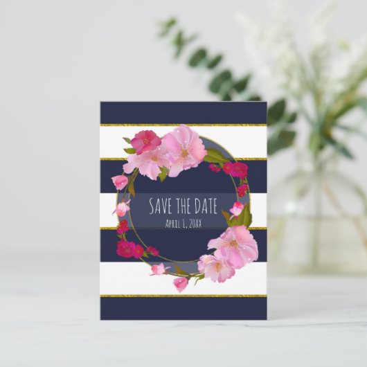 Blauw Wit en Goud Moderne Bloemen Save The Date Aankondigingskaart (Staand voorkant)