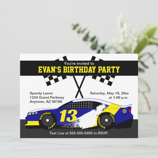 Blauw Wit Geel Race Auto Verjaardagsfeest Kaart (Staand voorkant)