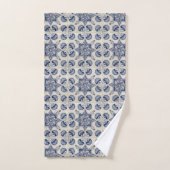  blauw wit geometrisch bloemenpatroon bad handdoek (Handdoek)