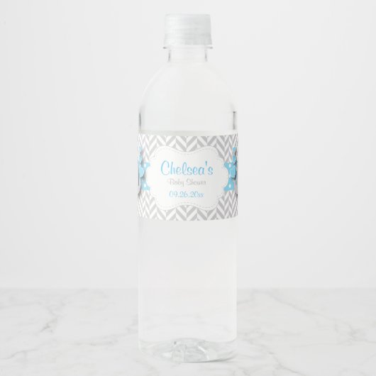 Blauw, wit grijs Baby shower Waterfles Etiket (Voorkant)