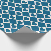 Blauw-wit hartcontrolepatroon cadeaupapier (Hoek)