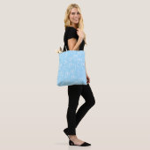 Blauw-wit hartpatroon tote bag (Op model)