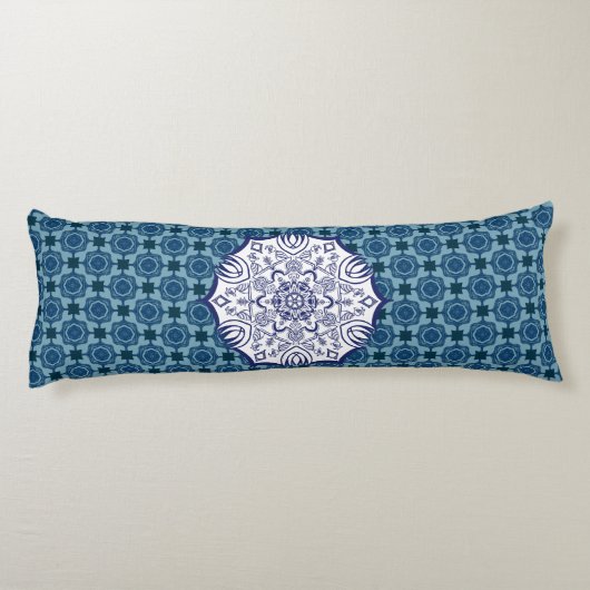 Blauw & Wit Mandel met Wezens Lichaamskussen (Achterkant)