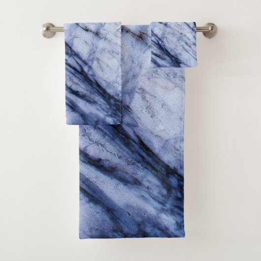 Blauw & Wit Marmer Spiraal Modern Chic Bad Handdoek (Insitu)