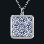 Blauw-wit Marokkaans Patroon Zilver Vergulden Ketting<br><div class="desc">Elegant blauw en wit Marokkaans patroon. Dit ontwerp is beschikbaar in verscheidenheid van kleuren en producten.</div>