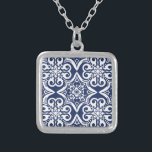 Blauw-wit Marokkaans Patroon Zilver Vergulden Ketting<br><div class="desc">Elegant blauw en wit Marokkaans patroon. Dit ontwerp is beschikbaar in verscheidenheid van kleuren en producten.</div>