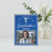 Blauw Wit Medische School Foto Afstuderen Uitnodiging Briefkaart (Staand voorkant)