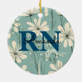 Blauw Wit Modern Daisy Gepersonaliseerde Naam RN V Keramisch Ornament (Achterkant)