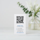 Blauw wit qr code afbeelding media visitekaartje (Staand voorkant)