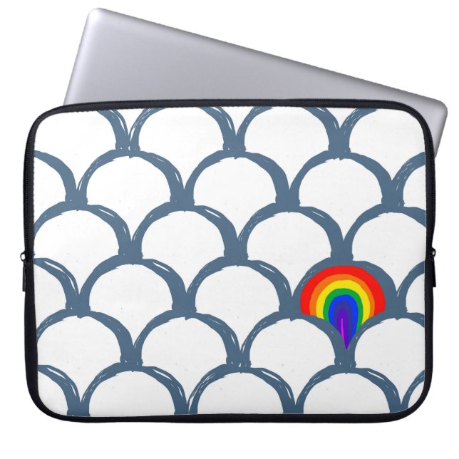 Blauw & Wit Schets Scallop Patroon & Regenboog Laptop Sleeve (Voorkant)