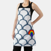 Blauw & Wit Schets Scallop Patroon & Regenboog Schort (Insitu)