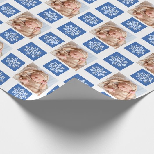 Blauw Wit Sneeuwvlok Foto Kerstvakantie Cadeaupapier (Hoek)