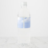 Blauw Wit Sparkle Wolken Dromerige Elegante Bruilo Waterfles Etiket (Achterkant)