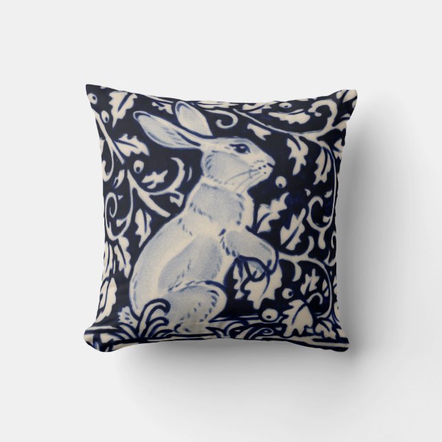 Blauw Wit Staand Konijn Haas Bunny Chinoiserie Kussen (Voorkant)