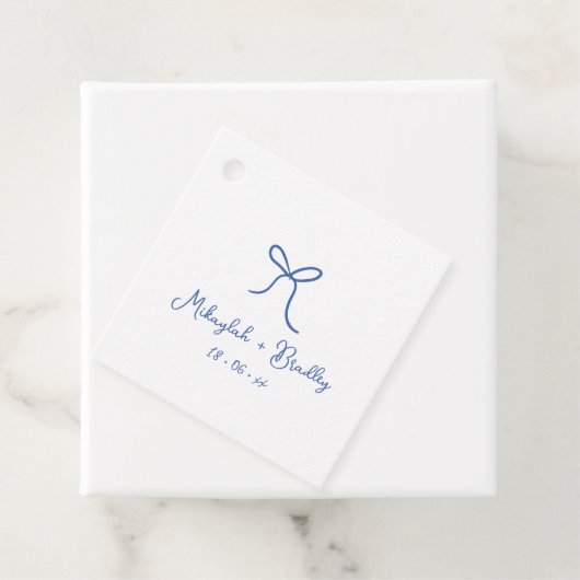Blauw & Wit Whimsical Bow Gepersonaliseerde bruilo Bedankjes Labels (In situ)