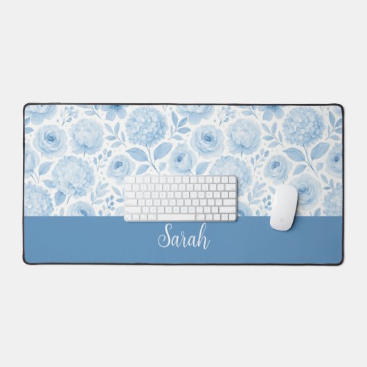 Blauw Witte Aquarel Bloemige Monogram Naam Bureaumat (Keyboard & Muis)