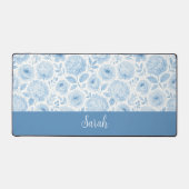 Blauw Witte Aquarel Bloemige Monogram Naam Bureaumat (Voorkant)