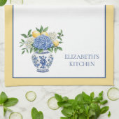 Blauw-witte Chinoiserie vaas met hortensia's Theedoek (Gevouwen)