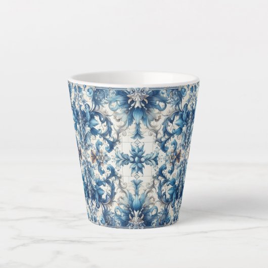 Blauw-witte decoratieve Tegel Latte Mok (Voorkant)